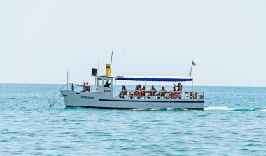 Albena, Bulgaristan - 16 Haziran 2017: Gemi veya gemi Mavi gezinme