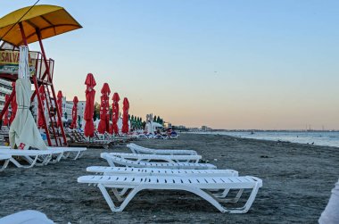 Mamaia, Romanya - 15 Eylül 2017: Beach, Karadeniz'den Mamaia