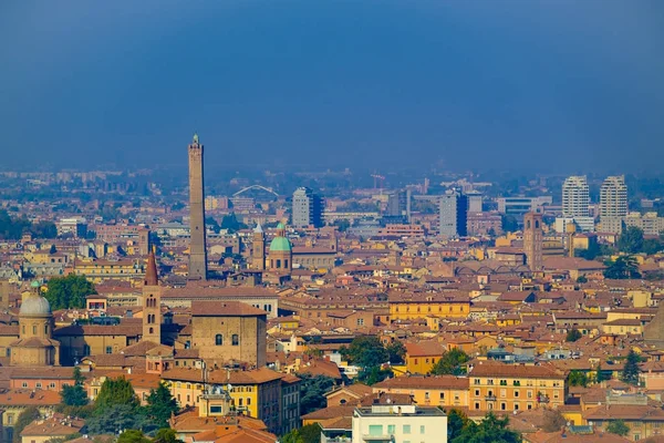 Bologna sonbahar manzara