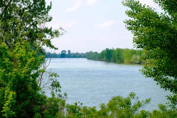 Po Nehri İtalya