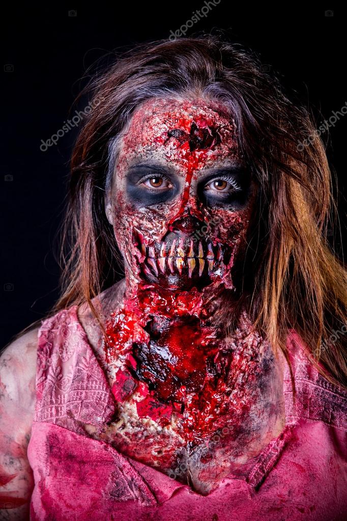 Portrait of a Zombie girl by ©BigKnell 125764188