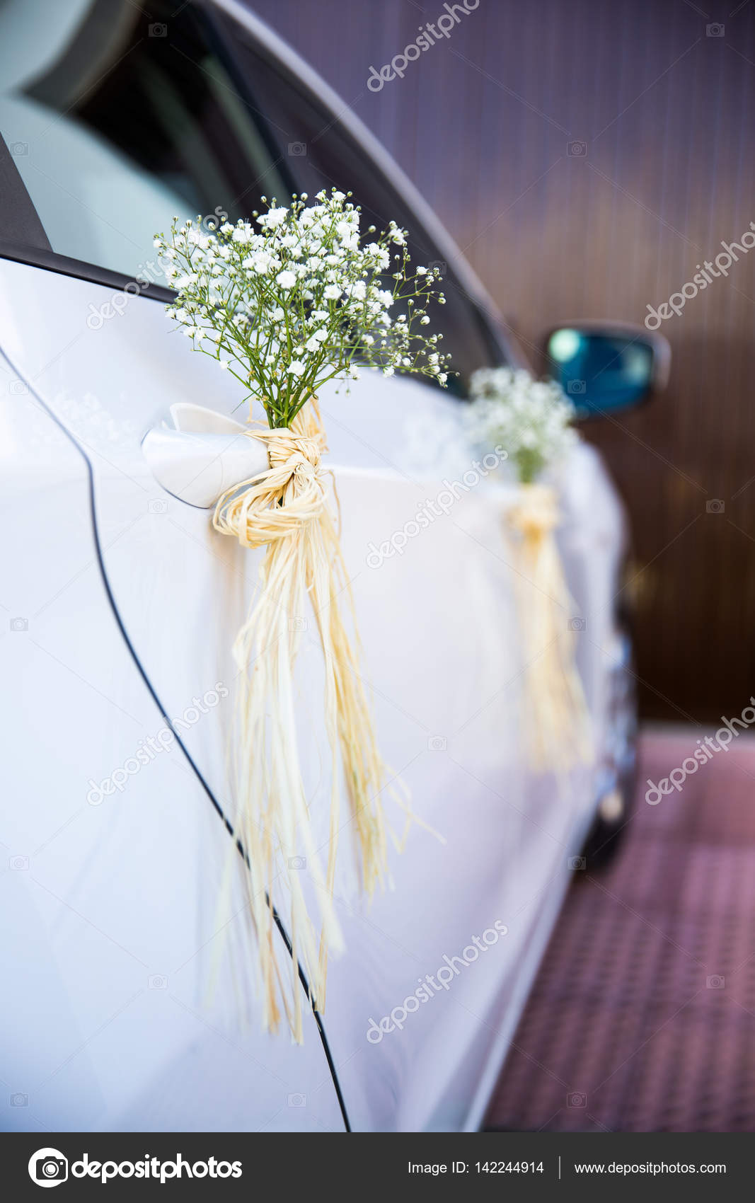 Décoration de voiture mariage image libre de droit par BigKnell © #142244914