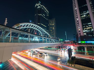 Genel gökyüzü yürüyüş Chong Bangkok'un tren istasyonunda Bangkok, Tayland