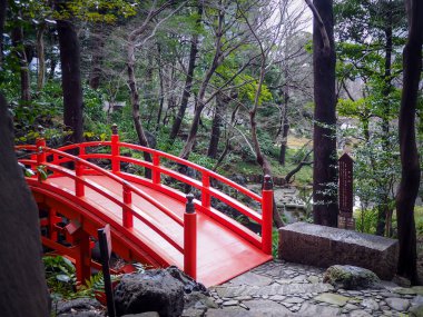 Tsutenkyo köprü Koishikawa Korakuen Bahçe Japonya'da