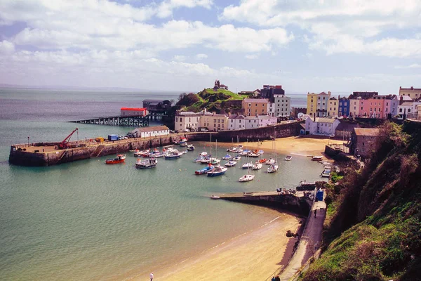 Tenby harbour in wales — Stock Photo, Image