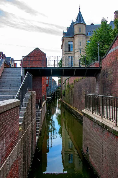 Amiens är en stad i norra Frankrike — Stockfoto