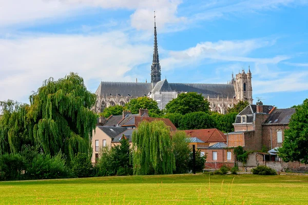 Amiens est une ville du nord de la France — Photo
