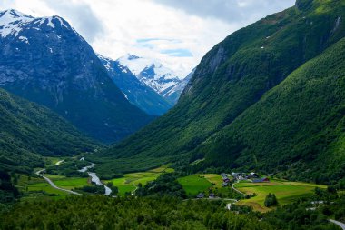 Geleneksel Norveç manzara