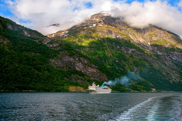 Geiranger fjord, Norsko — Stock fotografie