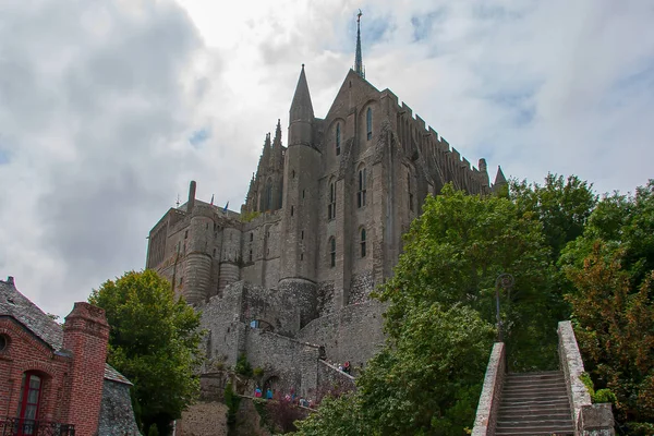 Мон-Сен-Мішель монастир — стокове фото