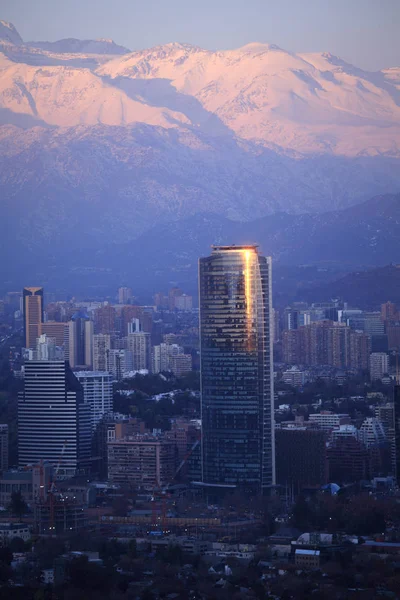 Kule Santiago, Chile