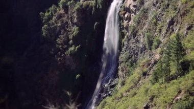 Şelale orman, Şili