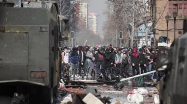Şili'deki öğrenci protesto