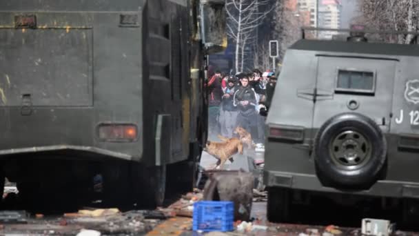 Protesto estudantil no Chile — Vídeo de Stock