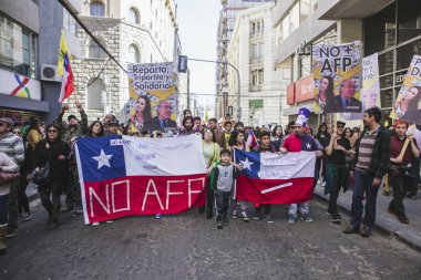 Şilililer protesto özel emeklilik sisteminin