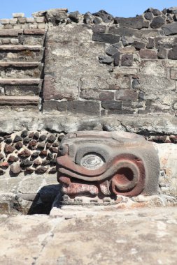 Serpiente Emplumada. Tüylü yılan