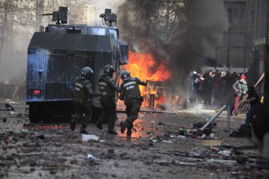 Şili'deki öğrenci protesto