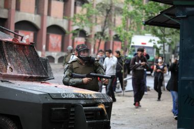 Çevik kuvvet polisi Şili