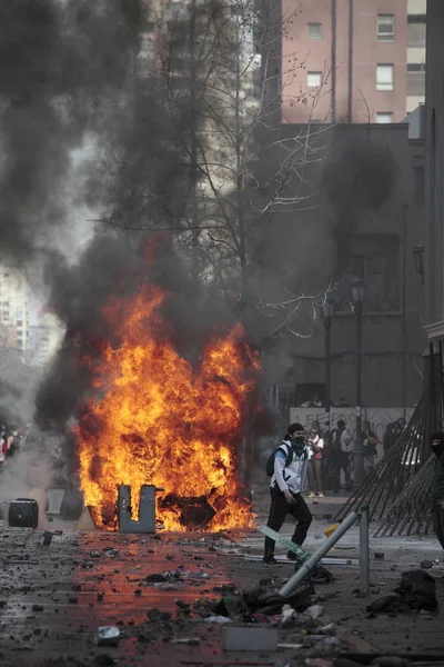 燃焼車。抗議 — ストック写真