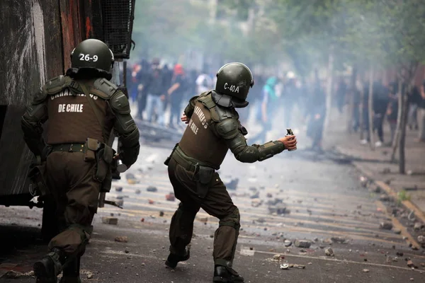 Polícia de choque no Chile — Fotografia de Stock