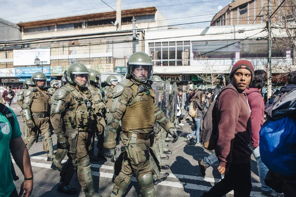 Protestas en Valparaíso —  Fotos de Stock