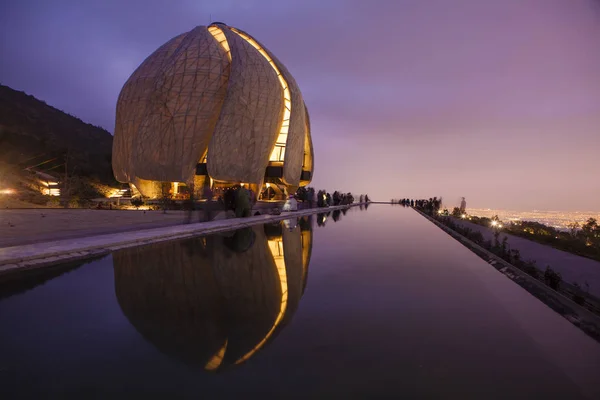 Bahai Tapınağı, Santiago
