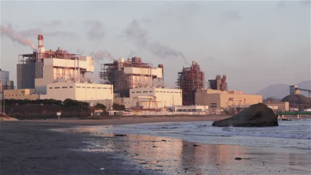 智利拉斯维塔纳斯热电厂 — 图库视频影像