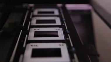 35mm eski olumlu filmlerin ön tarama