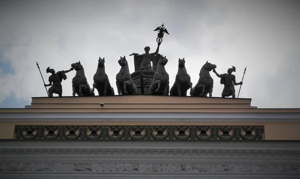 Triumphal chariot in St. Petersburg, Russia — Stock Photo, Image