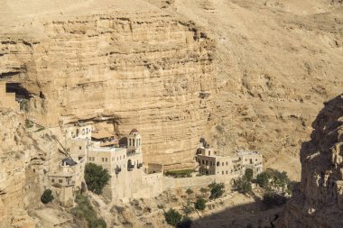 Aziz George Kilisesi Ürdün 'e kaya ve İsrail sınırı inşa etti