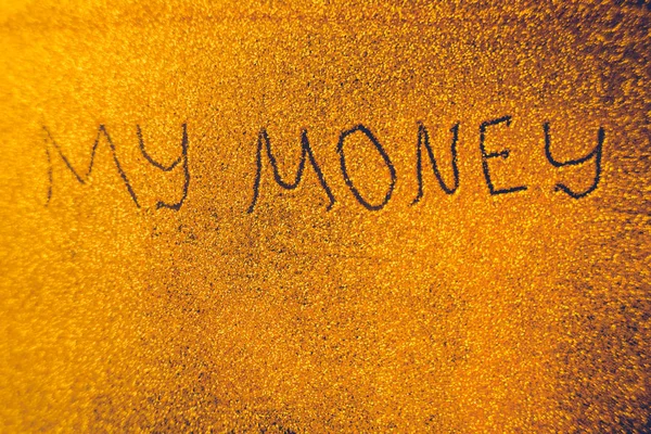 Testo I miei soldi su sfondo dorato ricco lucido . — Foto Stock