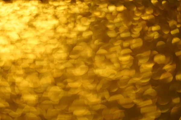 Sfondo dorato con cerchi rotondi in oro . — Foto Stock