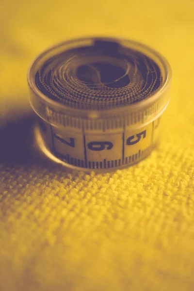 Yellow Measuring Tape Box Table — Stock Photo, Image