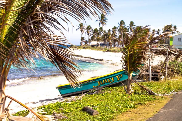 San Andres Adası yolu - Kolombiya