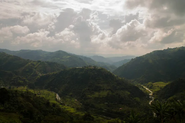 Bergen nära Manizales, Colombia Royaltyfria Stockfoton