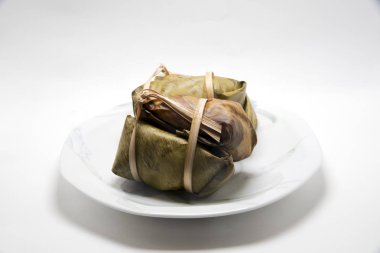 Yapışkan pirinç (Khao Tom Mat Tay ile muz)