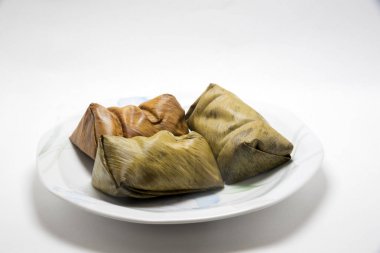 Yapışkan pirinç (Khao Tom Mat Tay ile muz)