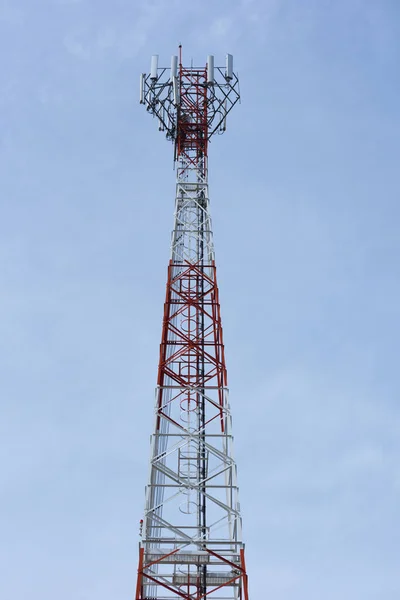 Telephone transmission antenna — Stock Photo, Image