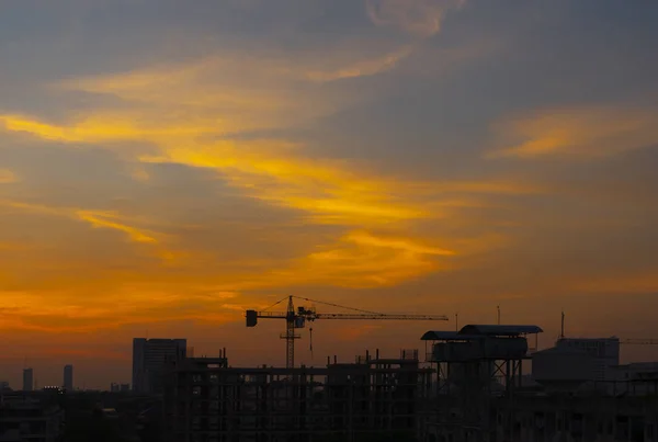 Belo céu durante o pôr-do-sol em Bancoc — Fotografia de Stock