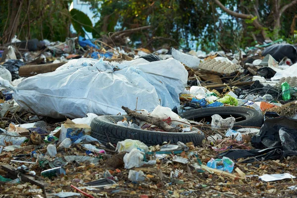 A lot of dirty garbages in open space — Stock Photo, Image