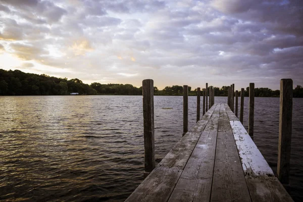 オコボジ湖の夕日 — ストック写真