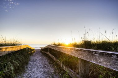 Cocoa Beach, Florida'da gündoğumu