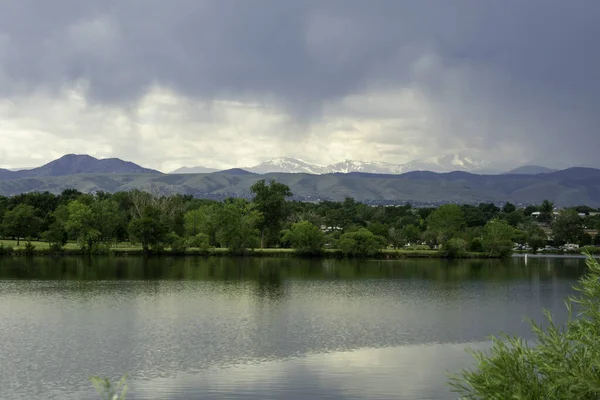 Lac Sloan Denver Avec Vue Sur Les Montagnes Rocheuses — Photo