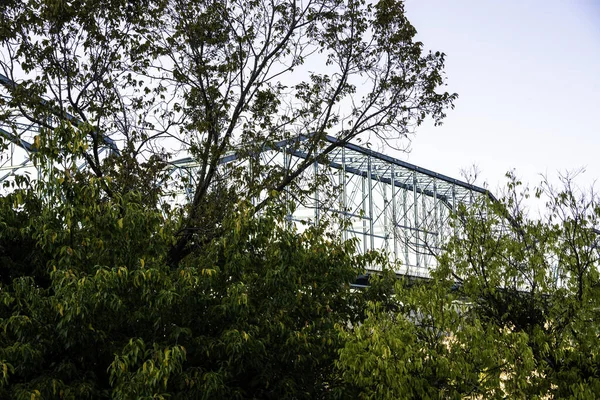 Walnut Street Pedestrian Bridge Chattanooga Tennessee — стокове фото