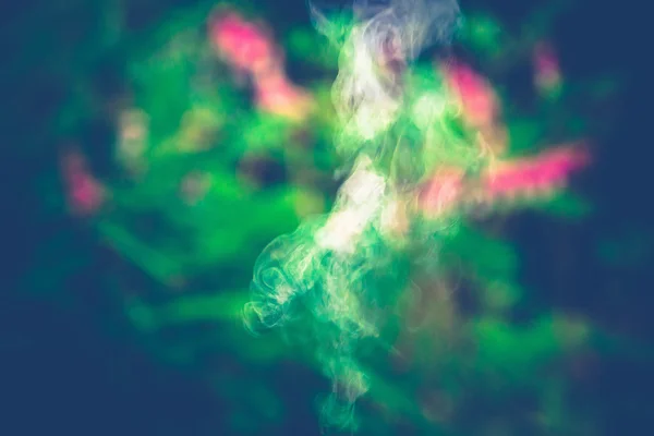 Roken in de tuin-Retro — Stockfoto