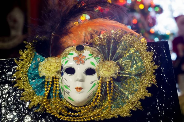 Elegante máscara veneciana —  Fotos de Stock