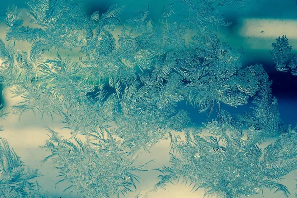 Patrones de heladas de invierno en la ventana Retro — Foto de Stock