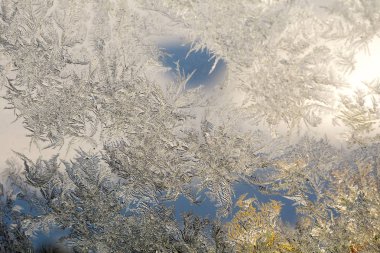 Kış Frost desenleri penceresinde