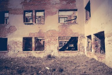 Tuğla ev Retro kırık