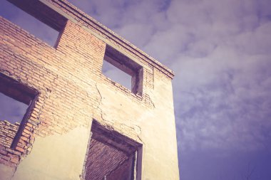 Tuğla ev Retro kırık